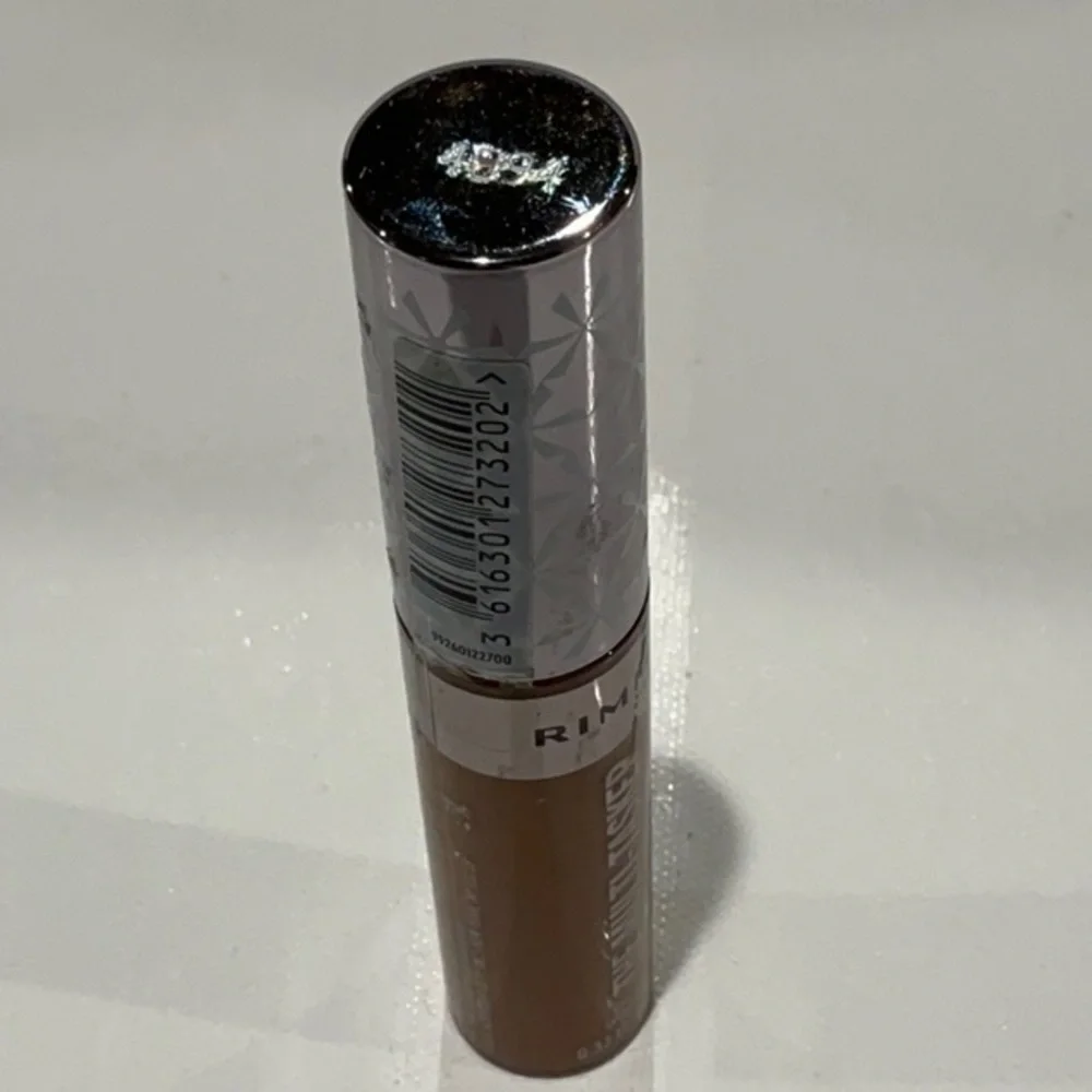 Rimmel London The Multi-Tasker Concealer. No. 100 Mocha